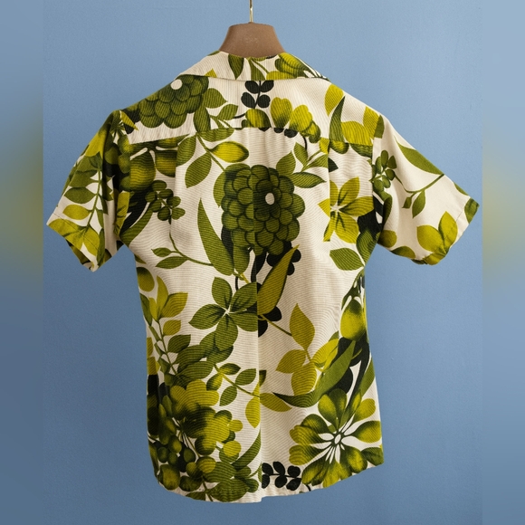 Vintage 1950s Andrade Honolulu Hawaiian Men's Shirt, Small. - Picture 3 of 6